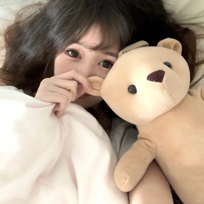 她与她的自画像